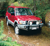 Передний бампер ARB SAHARA BAR PATHFINDER 2/99+ 3938020